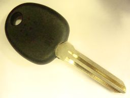 Ключ с чипом №3  46 PH/CRY. HY11D.P1 
