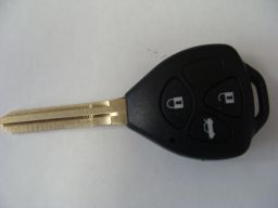 Ключ new toyota 3 кнопки 15P 